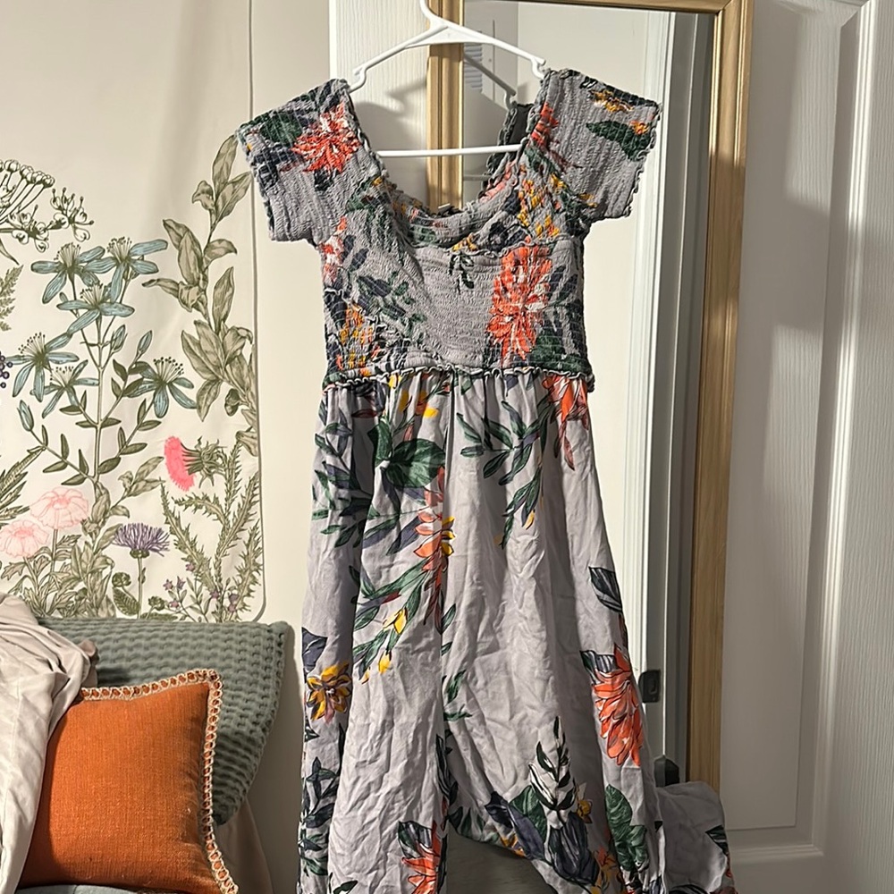 Patrons of Peace Gray Sundress with Flutter Sleeves for Casual Wear